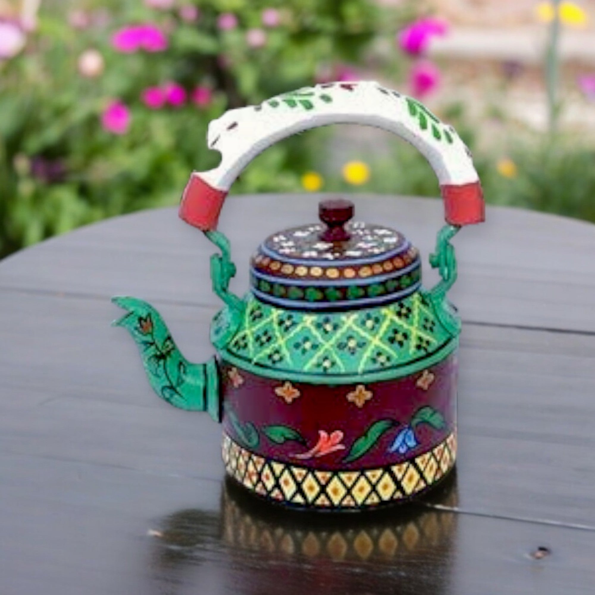 Aluminum Painted Tea Kettle With Artful Design